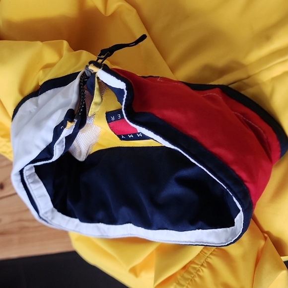 Tommy Hilfiger polyester lightweight jacket size XL - Picture 10 of 11